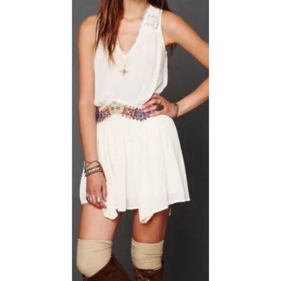 NWT Free People Embroidered Mini Dress| Boho Coastal Cowgirl Poetcore Whimsigoth - Picture 7 of 11